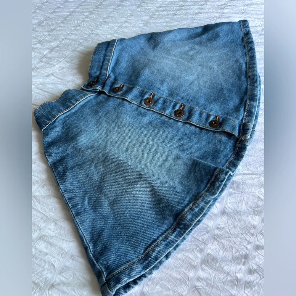 OshKosh B'gosh Girls Blue Denim Skirt Size 6/6X NWOT